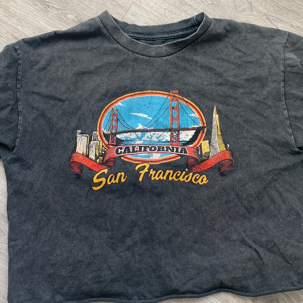 Brandy Melville l/ John galt cute top with San Francisco design